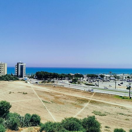 Mackenzie Seaview Paradise Larnaca Ngoại thất bức ảnh
